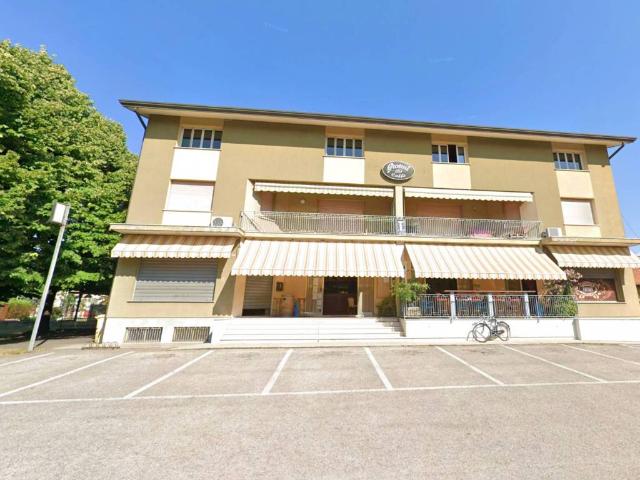 Attività / Licenza in vendita a Fontanafredda PN