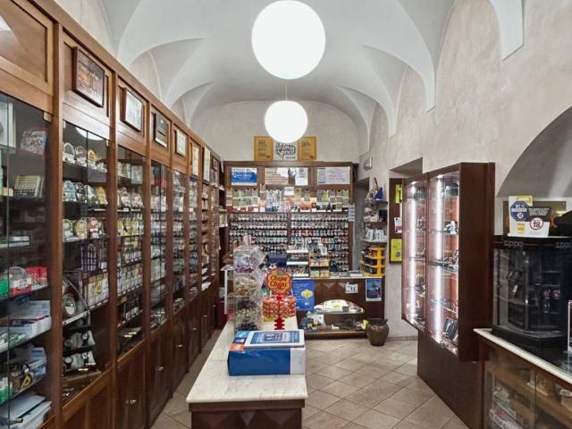 Attività / Licenza in vendita a Foligno PG