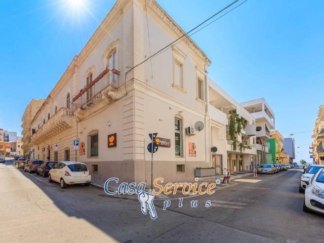 Attività / Licenza in vendita a Gallipoli LE
