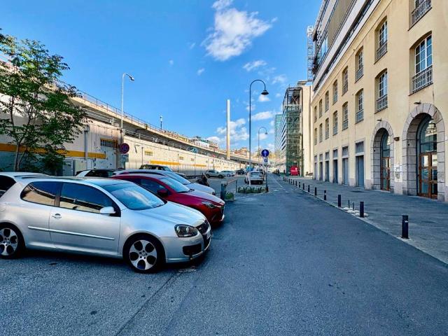 Attività / Licenza in vendita a Genova GE