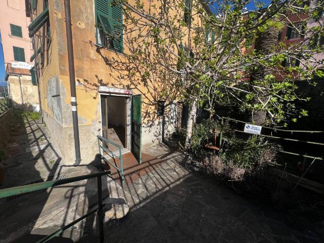 Attività / Licenza in vendita a Genova GE