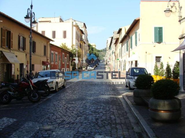 Attività / Licenza in vendita a Grottaferrata RM