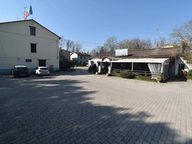 Attività / Licenza in vendita a Gualtieri RE