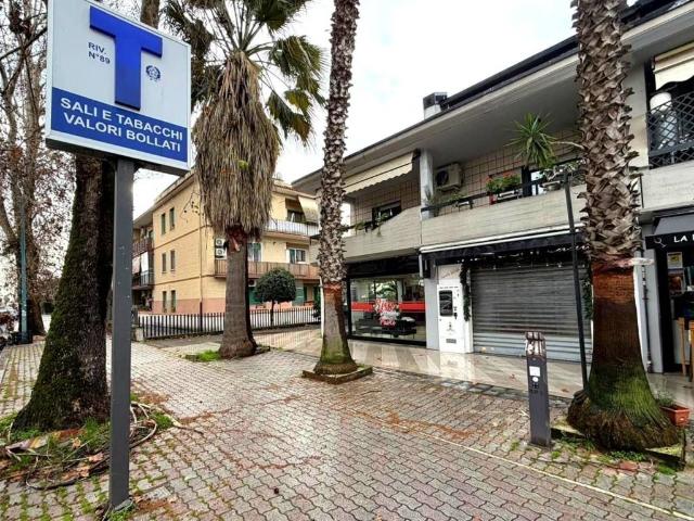 Attività / Licenza in vendita a Latina LT