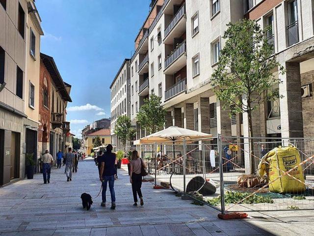 Attività / Licenza in vendita a Legnano MI