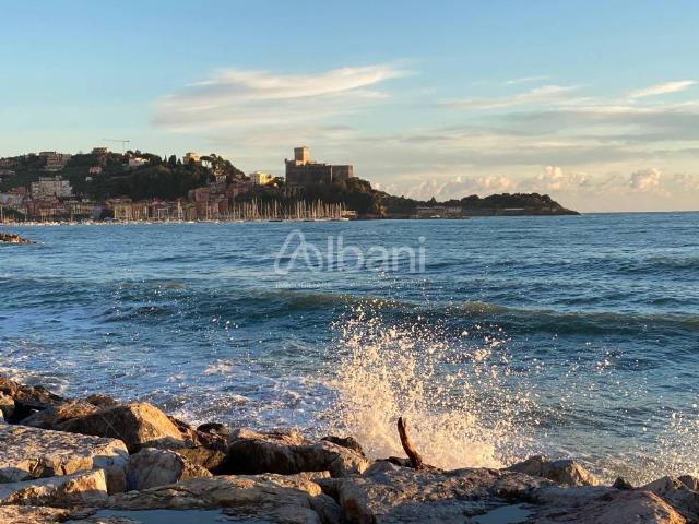 Attività / Licenza in vendita a Lerici SP