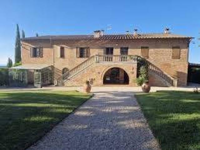 Attività / Licenza in vendita a Montepulciano SI
