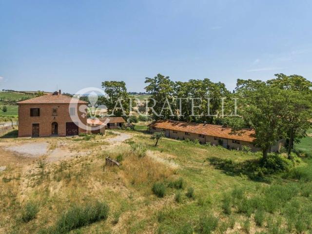 Attività / Licenza in vendita a Montepulciano SI