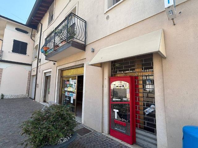 Attività / Licenza in vendita a Montirone BS