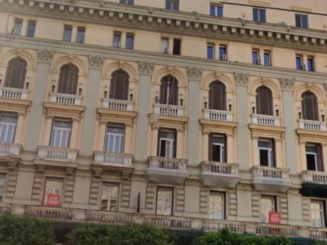 Attività / Licenza in vendita a Napoli NA