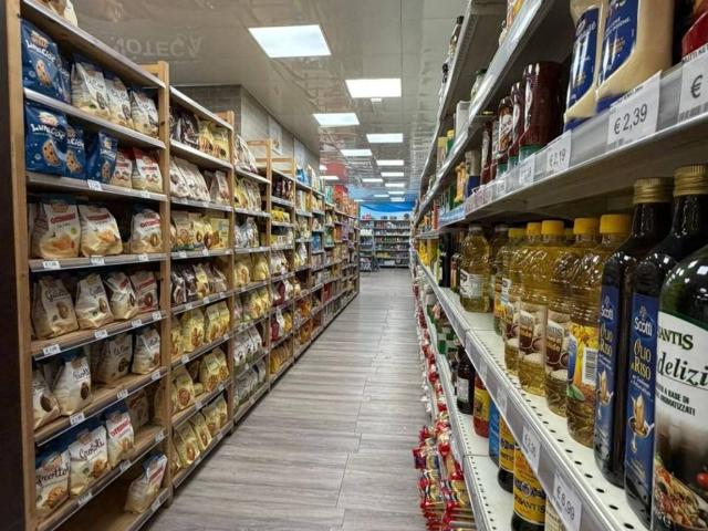 Attività / Licenza in vendita a Noci BA