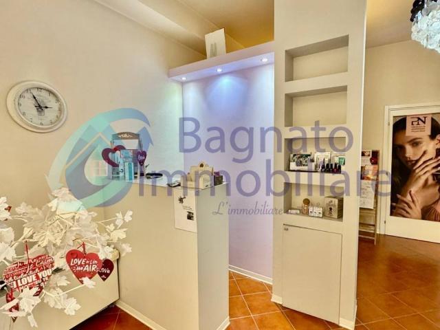 Attività / Licenza in vendita a Novara NO