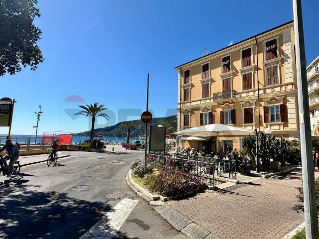 Attività / Licenza in vendita a Ospedaletti IM