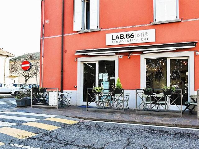 Attività / Licenza in vendita a Palosco BG