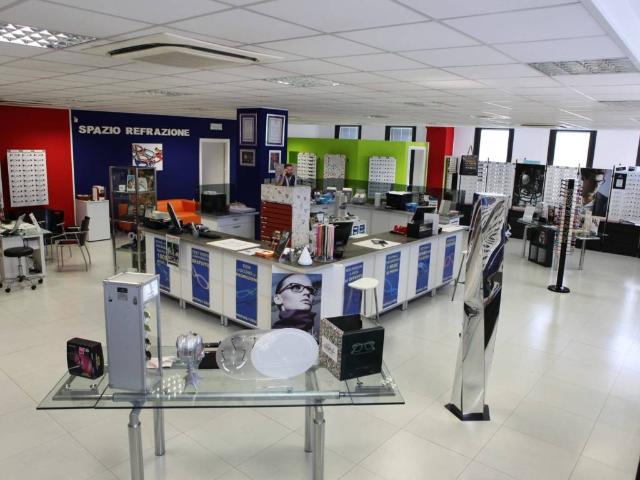 Attività / Licenza in vendita a Pavia PV