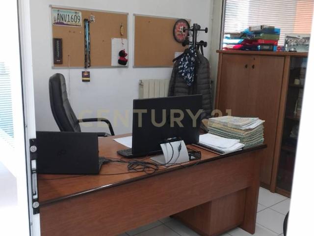 Attività / Licenza in vendita a Pero MI