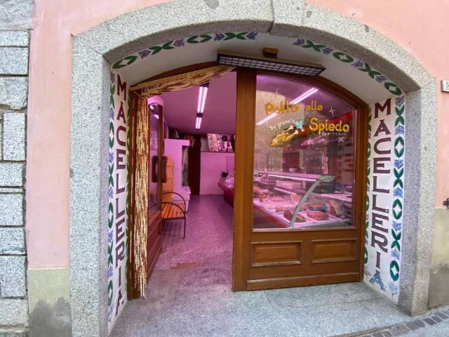 Attività / Licenza in vendita a Ponte di Legno BS