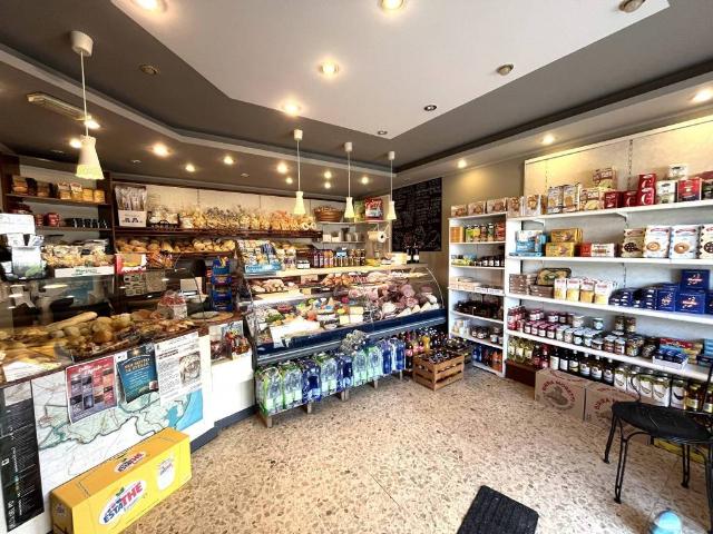 Attività / Licenza in vendita a Porto Viro RO