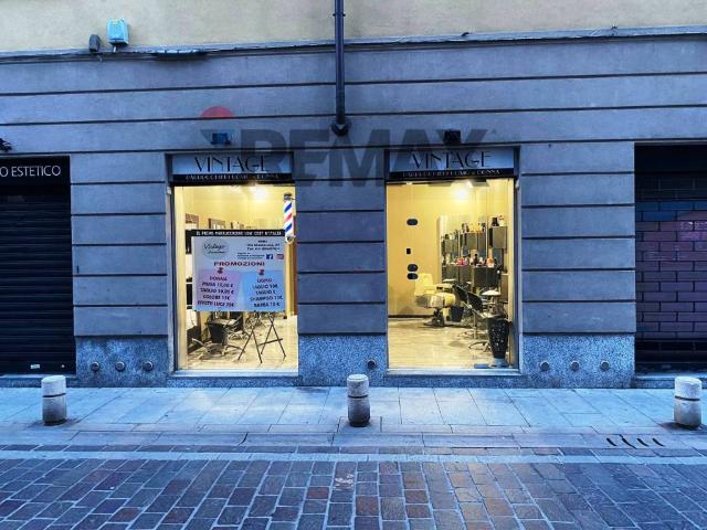 Attività / Licenza in vendita a Rho MI