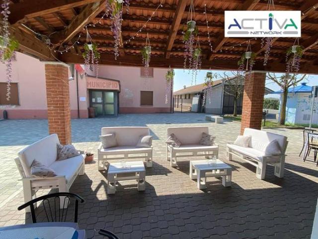 Attività / Licenza in vendita a Rivarolo Canavese TO