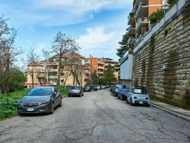 Attività / Licenza in vendita a Roma RM