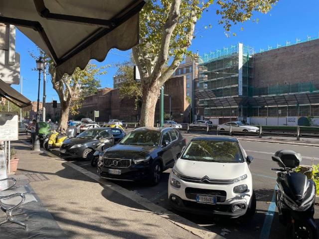 Attività / Licenza in vendita a Roma RM