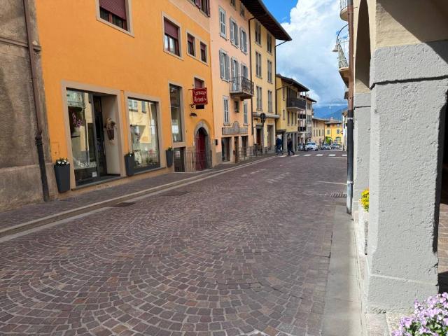 Attività / Licenza in vendita a Rovetta BG