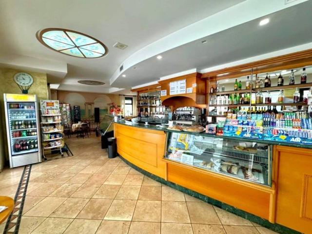 Attività / Licenza in vendita a San Benedetto del Tronto AP