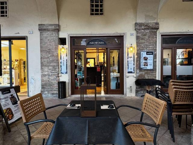 Attività / Licenza in vendita a San Severino Marche MC