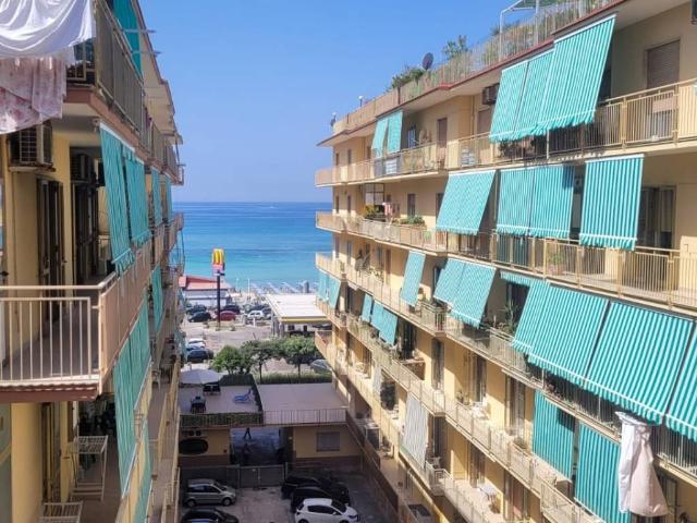 Attività / Licenza in vendita a Salerno SA