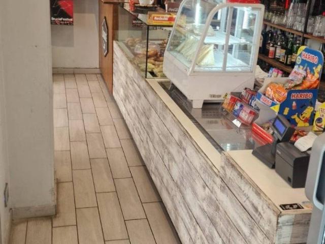 Attività / Licenza in vendita a Savona SV