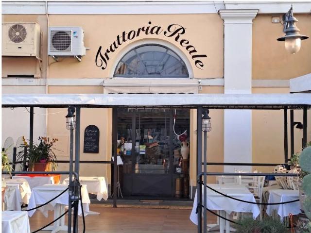 Attività / Licenza in vendita a Savona SV