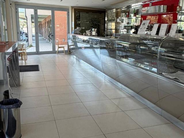 Attività / Licenza in vendita a Senigallia AN