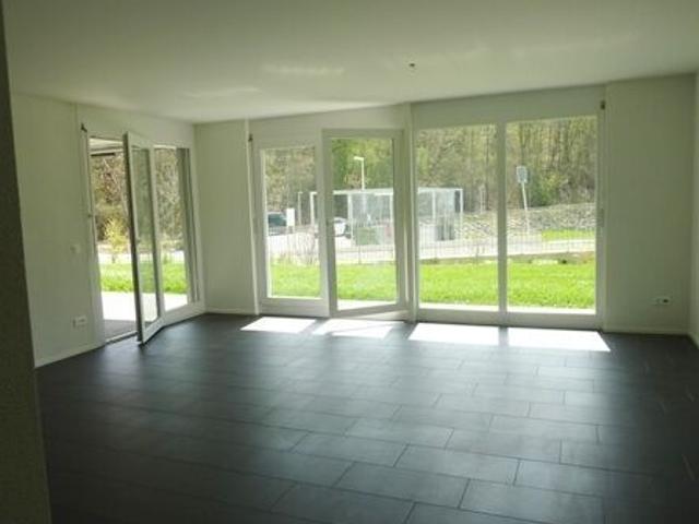 Attractive apartment in a sunny residential area with garden seating