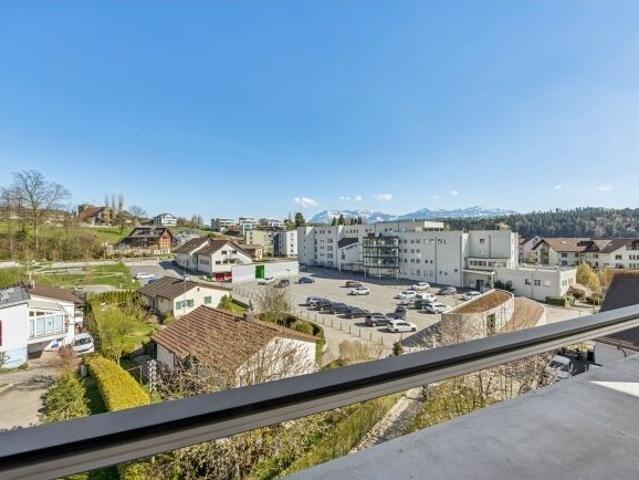 Attractive, bright apartment in the centre of Ruswil with beautiful views