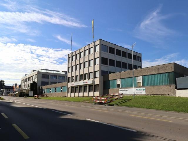 Attraktive Buro und Gewerbeflaeche 625 m2 mit maximaler Flexibilitaet in Luzern Littau