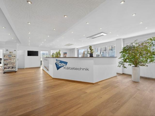 Attraktive Büro und Lagerfläche