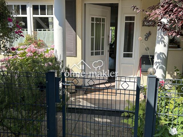 Attraktive Doppelhaushälfte