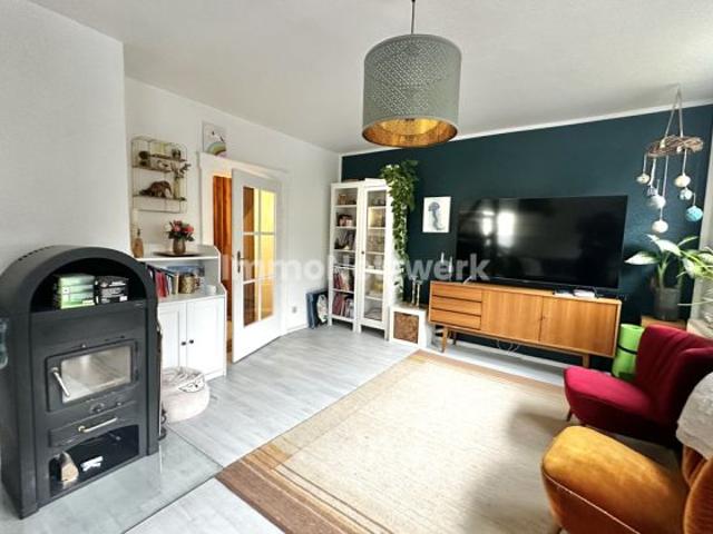 Attraktive Doppelhaushälfte auf großzügigem Grundstück in ruhiger stadtnaher Lage