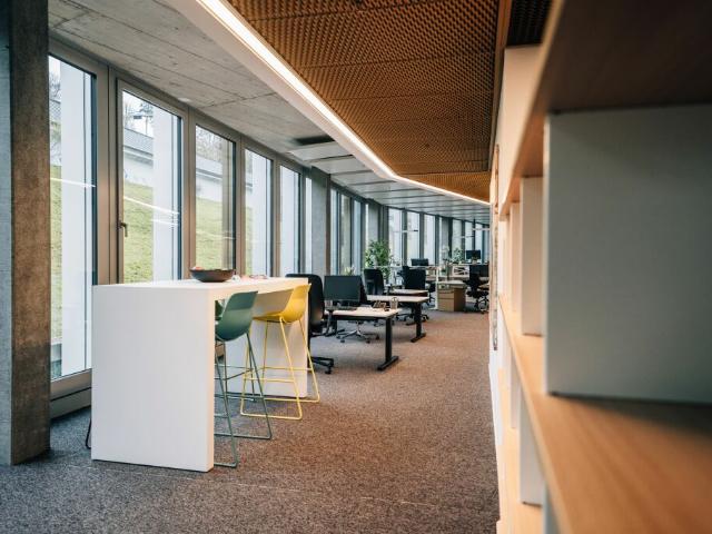 Attraktive Gewerbeflächen in Zürich Süd  Arbeiten mit Stil und Weitblick
