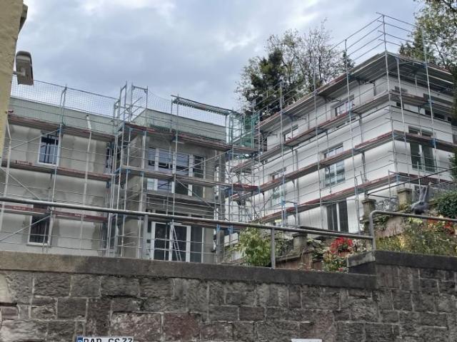 Attraktive große Kapitalanlage in der Nobeleinkaufsstraße von Baden Baden 3 große Gebäuden inkl. 7TG und 2 x Penthouse