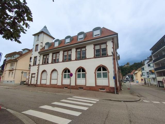 Attraktive Kapitalanlage: Gut geschnittene 3 Zimmer Wohnung im Herzen von Waldkirch