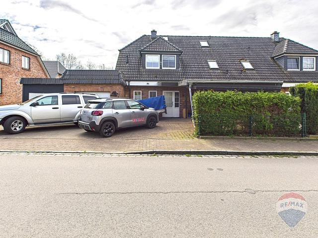 Attraktive, solide Doppelhaushälfte! – Ohne Käuferprovision zum Top Preis!