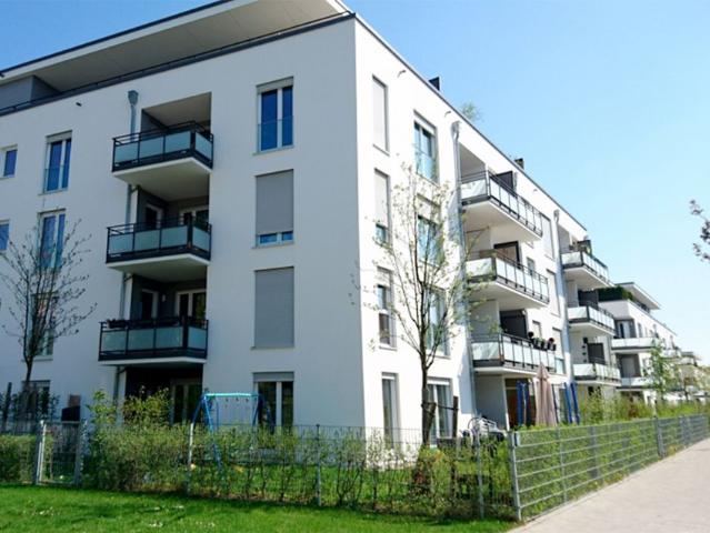 Attraktive 1 Zi. Etagenwohnung mit Süd Balkon & TG in München Ramersdorf. EBK optional zur Ablöse