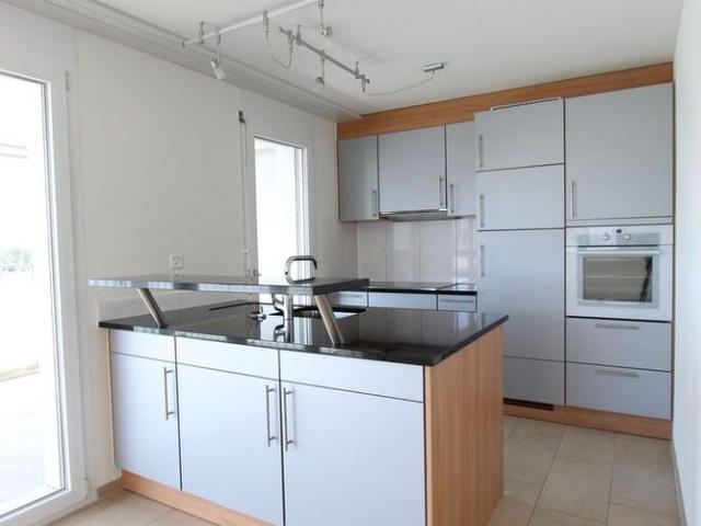 Attraktive 2.5 Zimmerwohnung mit grossem Balkon