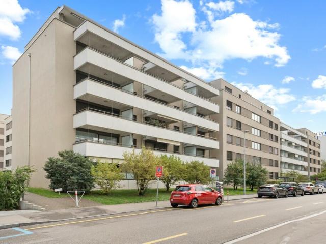 Attraktive 2.5 Zimmerwohnung, nahe der Birs