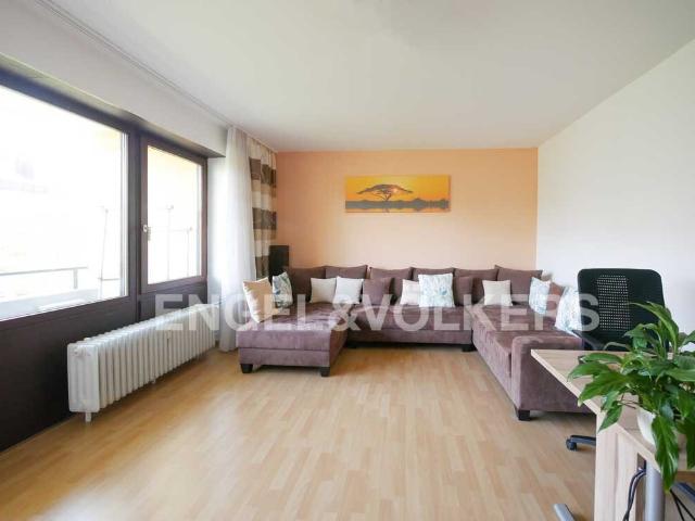 Attraktive 2 Zimmer Wohnung in begehrter Stadtwaldlage Ideal zur Selbstnutzung oder als Kapitalanlage!