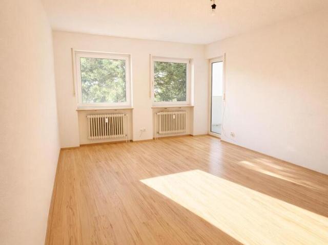 Attraktive 2 Zimmer Wohnung mit Balkon in gefragter Wohnlage!