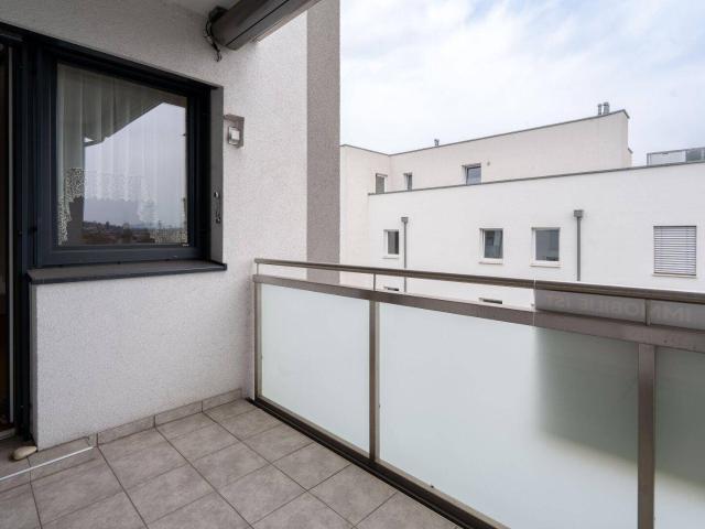 Attraktive 2 Zimmer Wohnung mit Loggia in Steyregg