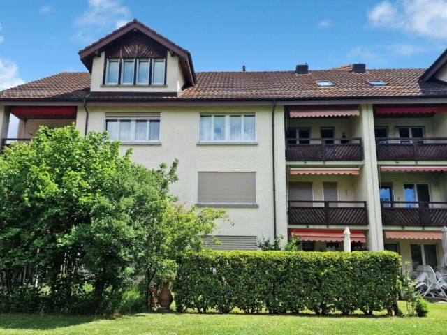 Attraktive 3.5 Zimmer Wohnung an top erschlossener Lage in Baden Dättwil!